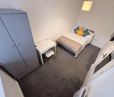 Room in a Shared House, Bridgman Grove, BS34 - Photo 4