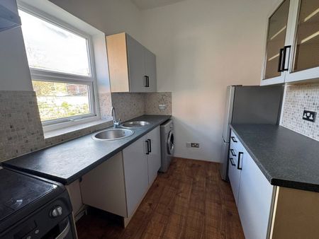 1 bedroom apartment to rent - Photo 2