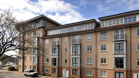 3 Bed Flat, Links Road, AB24 - Photo 2