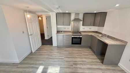 2 bedroom apartment to rent - Photo 4