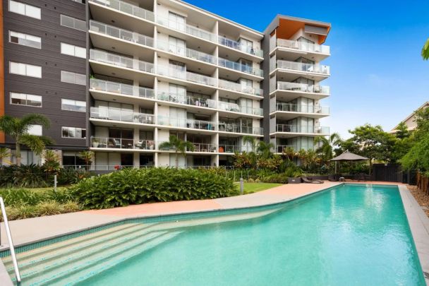 Spacious One-Bedroom Apartment in 'Liberte', Kangaroo Point - Photo 1