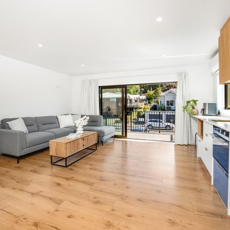 Make it your own Mini-Manor - Photo 1