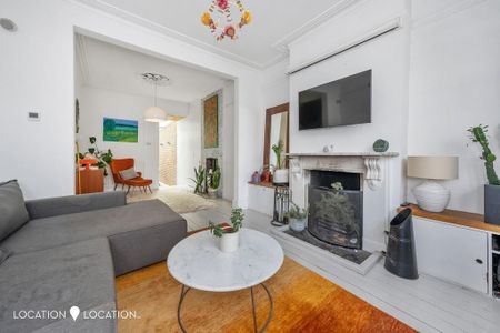 3 bedroom terraced house to rent - Photo 3