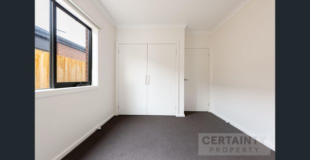 Beautiful Brand new 4-Bedroom Family Home in Wallan - Photo 1