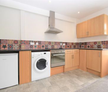 2 bedroom maisonette to rent - Photo 6