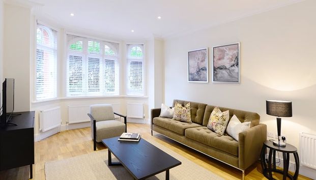 3 Bedroom 2 Bathroom To Let Hamlet Gardens Ravenscourt Park W6 - Photo 1