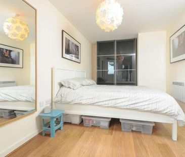 Slough, Berkshire, SL2 - Photo 6