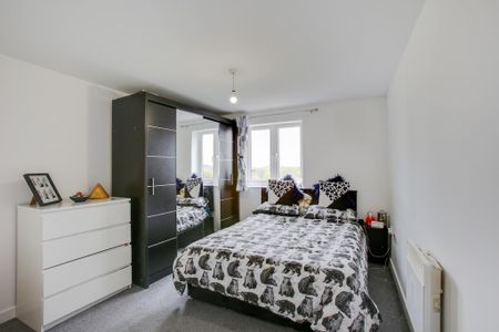2 bedroom flat to rent - Photo 5