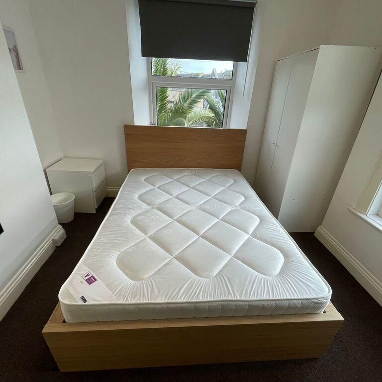 6 bedroom house share to rent - Photo 1