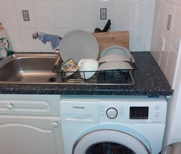 1 Bed Flat, Mcleod Street, EH11 - Photo 5