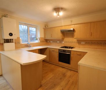 Devonport Close, Redditch - Photo 5