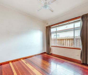 11 Commercial Road, Footscray - Photo 5