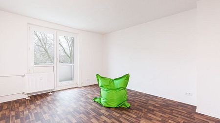 Moderne 2-Zimmer-Wohnung mit Balkon im 3.Obergeschoss in Merseburg Nord - Foto 2