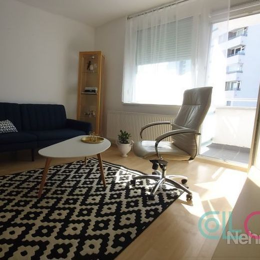 2 izb. byt na začiatku Petržalky - Photo 1