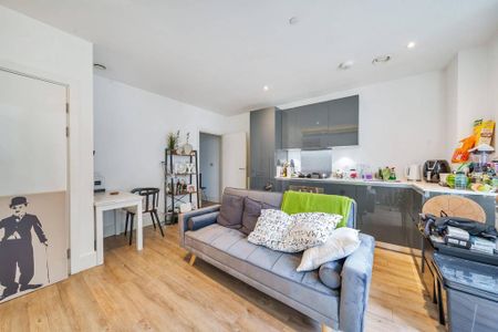 Studio to rent - Photo 2