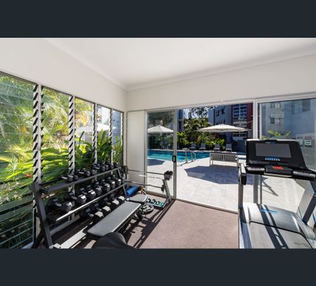 7/2 Campbell Street, Toowong, Qld 4066 - Photo 2