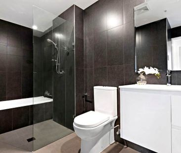 Luxury & C.B.D Located 3-Bedroom Apartment with Stunning City & Dis... - Photo 5