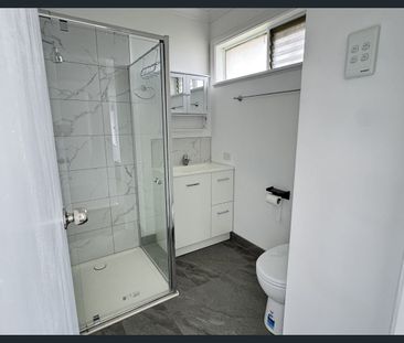 Three Bedroom Home - Photo 5