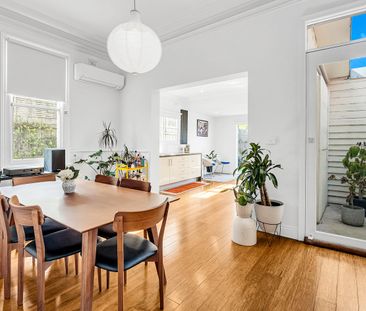 Charming Thornbury Home in a Prime Lifestyle Location - Photo 5