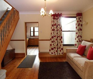 2 bedroom terraced house to rent - Photo 2
