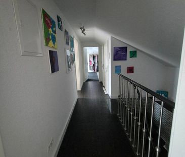 130m², Wuppertal,Untervermietung, vollmöbliert, ab Dez 3 Monate - Foto 1