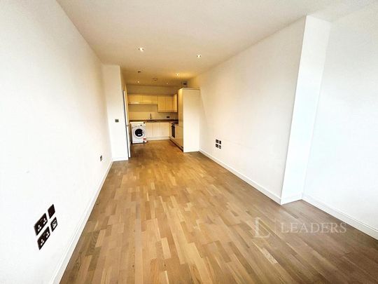1 bedroom flat to rent - Photo 1