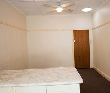 Leafy Retreat in Asquith – Bright, Private & Conveniently Located! - Photo 1