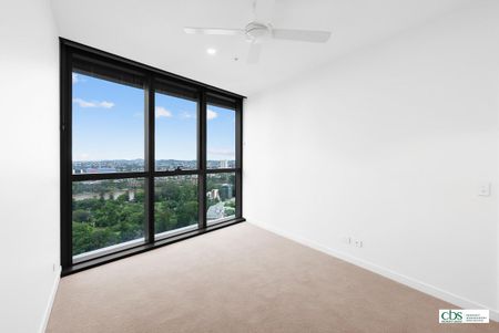 ONE BEDROOM ON 25TH FLOOR - Photo 3