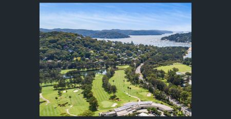 Elegant Townhouse – Quiet, Spacious and Ultra Convenient – Available for a 6 month lease Only - Photo 4