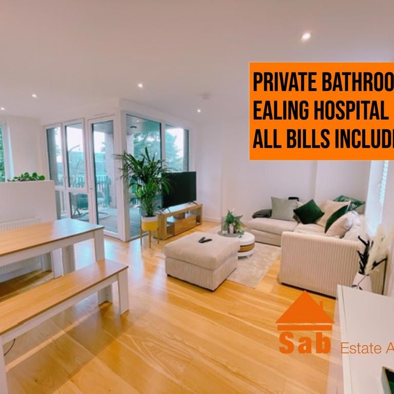 1 bedroom in a flat share to rent - Photo 1