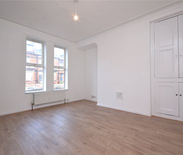 12, Arthington View, Leeds, West Yorkshire, LS10 2ND - Photo 1