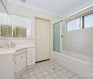 Central convenience in popular Kirwan - Photo 6