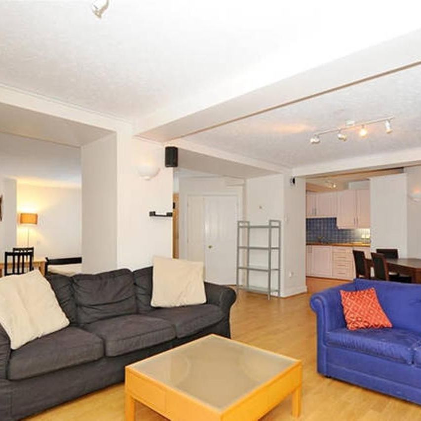 Studio Flat, Gun Place, E1W - Photo 1