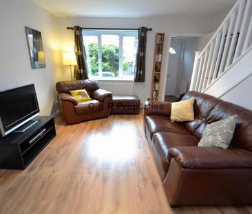 2 bedroom terraced house to rent - Photo 1