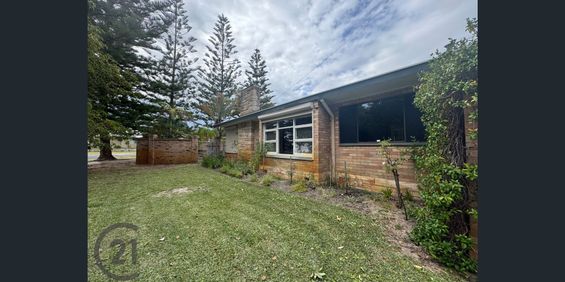 3 Timperley Road, South Bunbury, WA 6230 - Photo 3