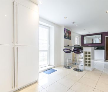 6 bed terraced house to rent in Rothbury Terrace, Heaton, NE6 - Photo 4