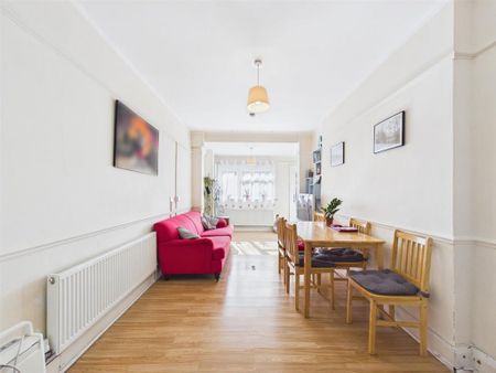 3 bedroom house to rent - Photo 2