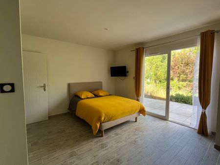 Location Appartement 1 pièce 32m² CARMAUX 81400 - Photo 2