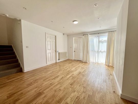 4 bedroom semi-detached house to rent - Photo 1