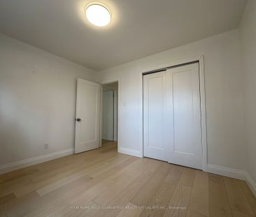 For Lease - 36 Queen Street Unit# MAIN FLOOR, Barrie, Ontario - Photo 4