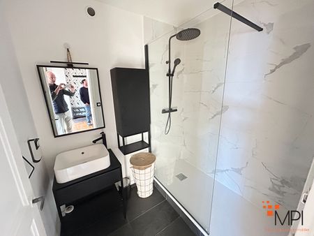 Location Appartement 2 pièces 65m² - Photo 4