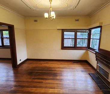 Perfectly positioned 3 bedroom family home - Photo 3