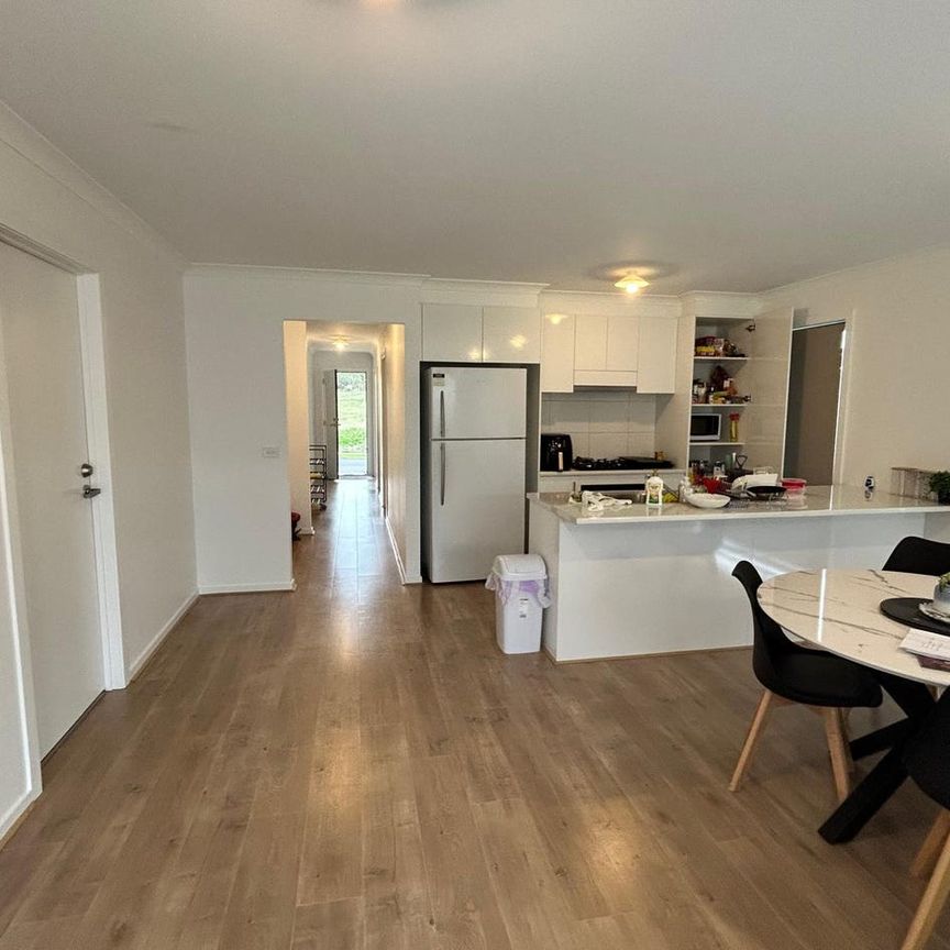 3 Bedrooms Included Utilities!!! - Photo 1