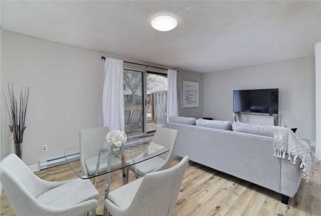 For Lease - 1016 Falgarwood Drive Unit# 41, Oakville, Ontario - Photo 3