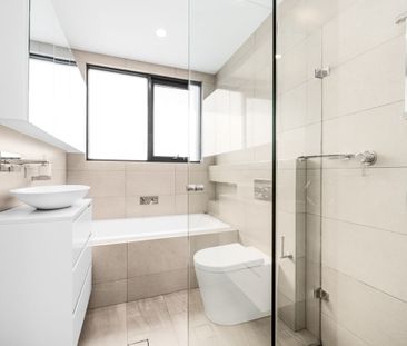 OVERSIZED MODERN 3 BEDROOM + STUDY SANCTUARY! - Photo 3