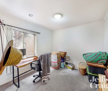 2/68 Fewster Road, Hampton - Photo 2
