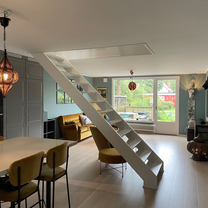 Skebokvarnsvägen, Bandhagen - Photo 1