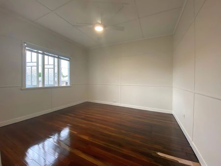 38A Clifton Street, 4304, Booval Qld - Photo 2