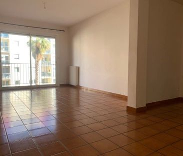 Location Appartement 4 pièces 93 m2 à Perpignan - Photo 4