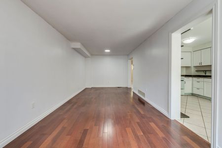 For Lease - 1226 Cottonwood Crescent, Oakville, Ontario - Photo 5